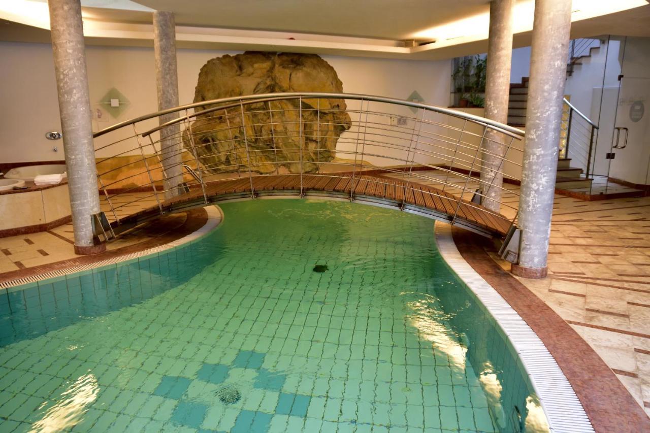 Hotel Krone Bruneck Buitenkant foto