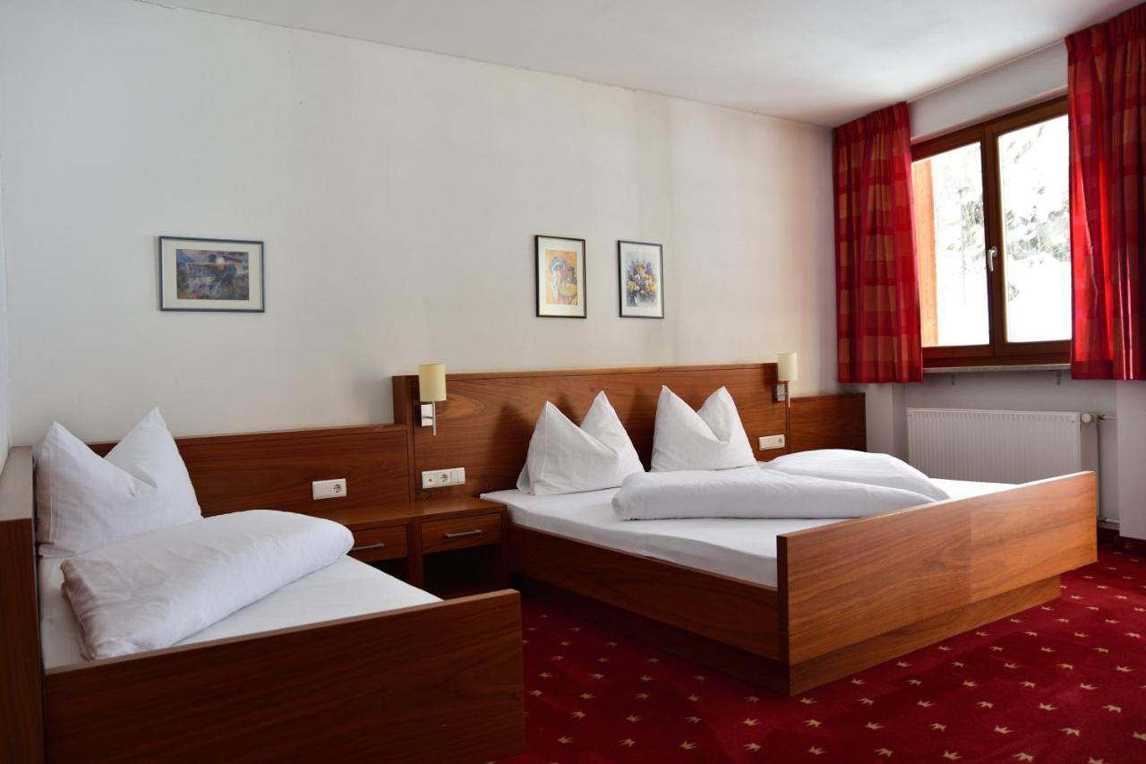 Hotel Krone Bruneck Buitenkant foto