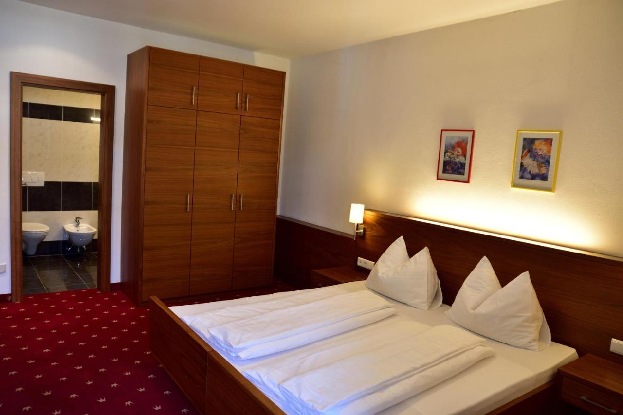 Hotel Krone Bruneck Buitenkant foto