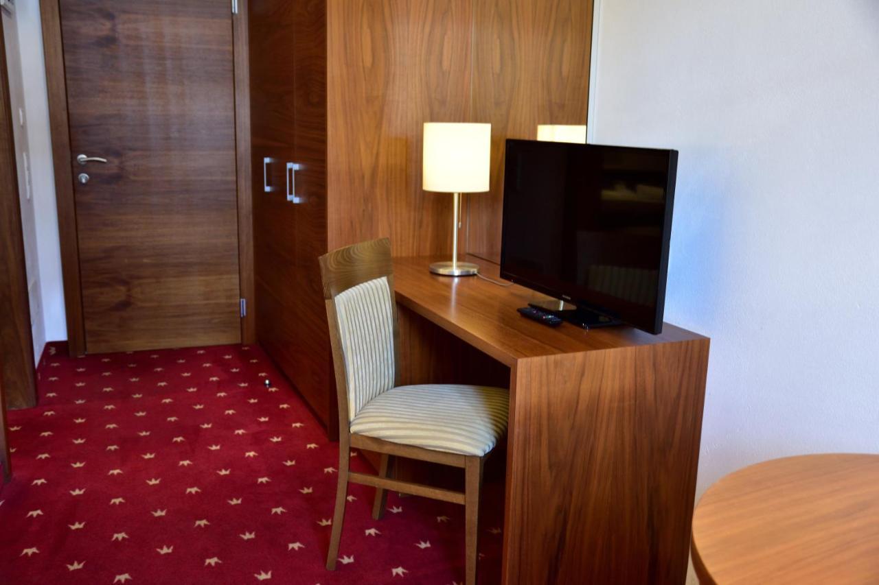 Hotel Krone Bruneck Buitenkant foto