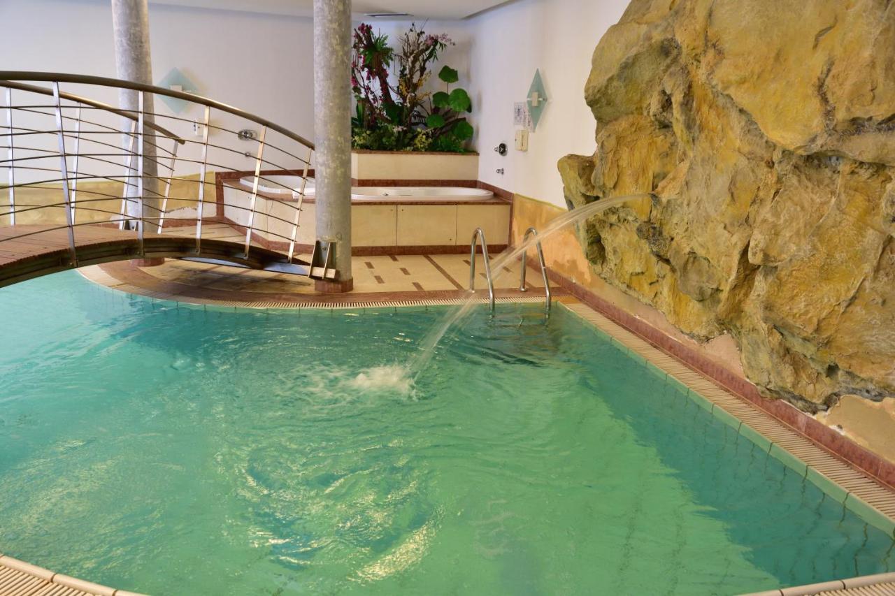 Hotel Krone Bruneck Buitenkant foto