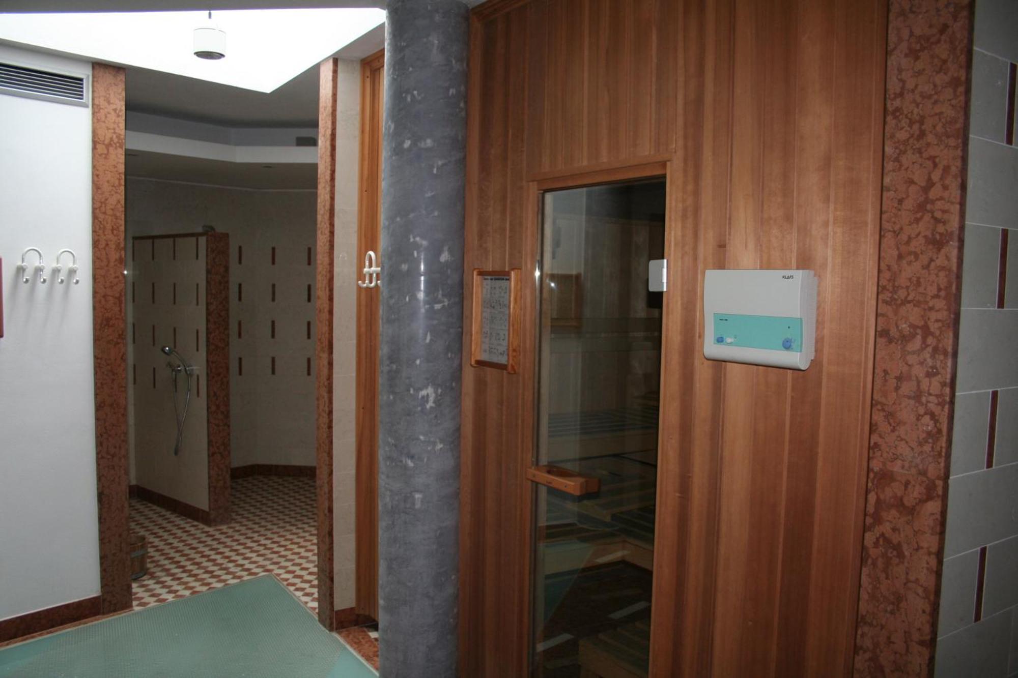 Hotel Krone Bruneck Buitenkant foto
